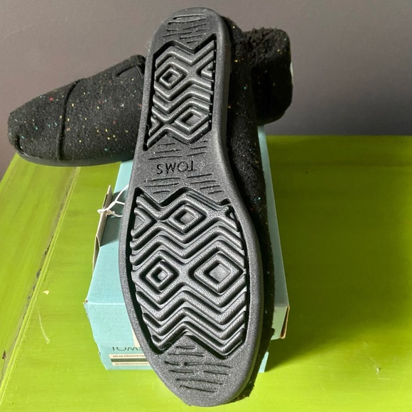 Toms Slip On Black Speckled Cozy Twill/Faux Shearling Lined NWT Flat House Shoes - Picture 5 of 6
